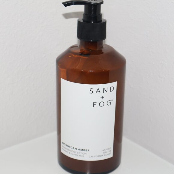 Sand + Fog Moroccan Amber Scented Body Lotion Pump Bottle - Picture 3 of 4